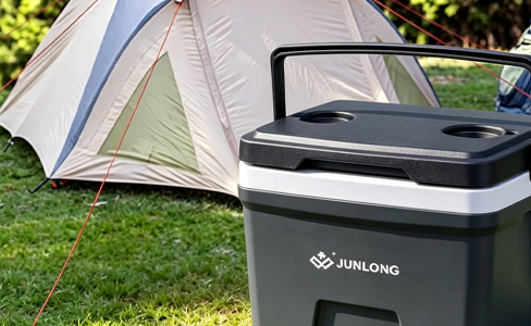 15L ポータブル発泡断熱クーラー カップホルダー付き